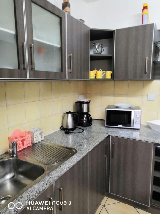 A'S Beach Apartment Flic en Flac ภายนอก รูปภาพ